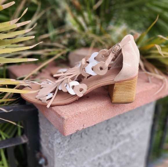 Bernardo tassel block heel‎ sandals - Picture 4 of 12